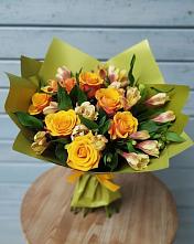 Букет цветов из:  Альстромерии и Розы в Бахтеево