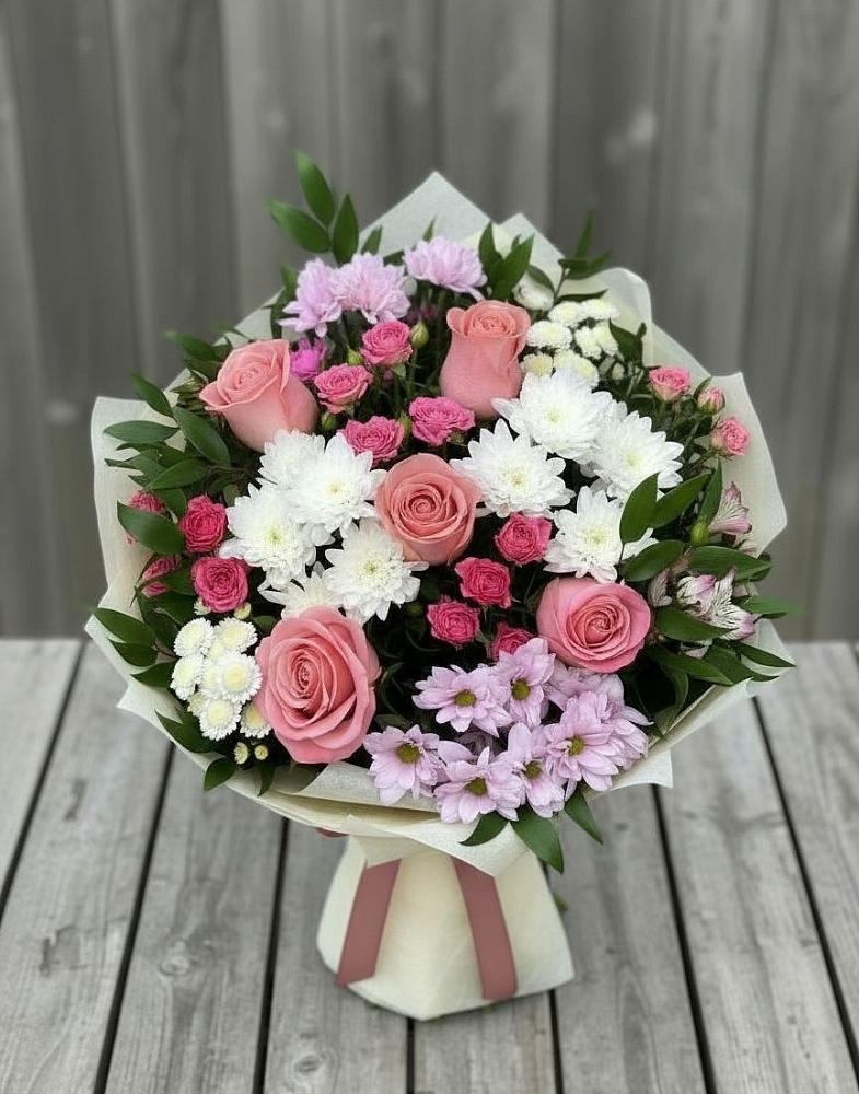 Букет цветов из: Альстромерии, Гвоздики, Розы и Хризантемы в Бахтеево