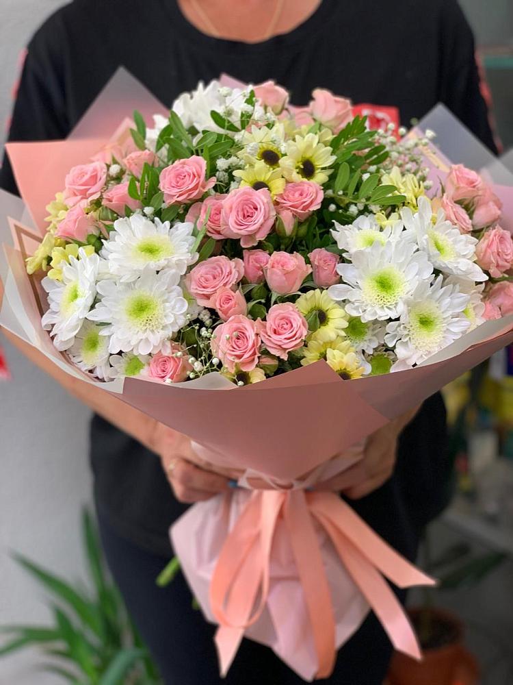 Букет цветов из: Розы и Хризантемы в Бахтеево