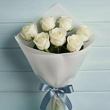 Букет 7 Белых роз Эдлесс Лав в Бахтеево