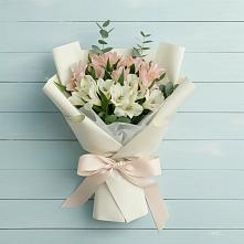 Букет цветов из:  Альстромерии в Бахтеево
