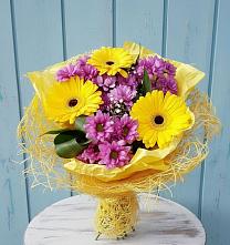 Букет цветов из:  Хризантемы и Герберы в Бахтеево