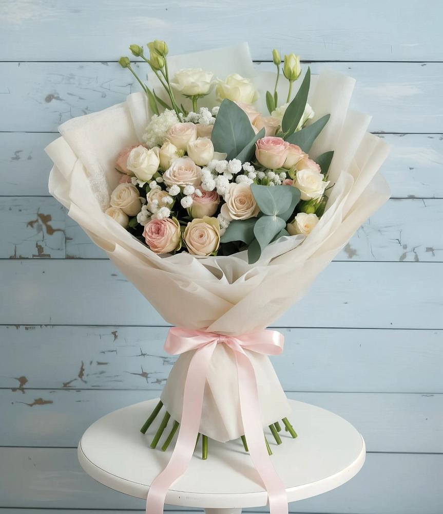 Букет цветов из: Розы и Лизиантусы в Бахтеево